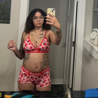 Thuggashyt: , , 